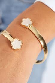 Clover Bangle (White)